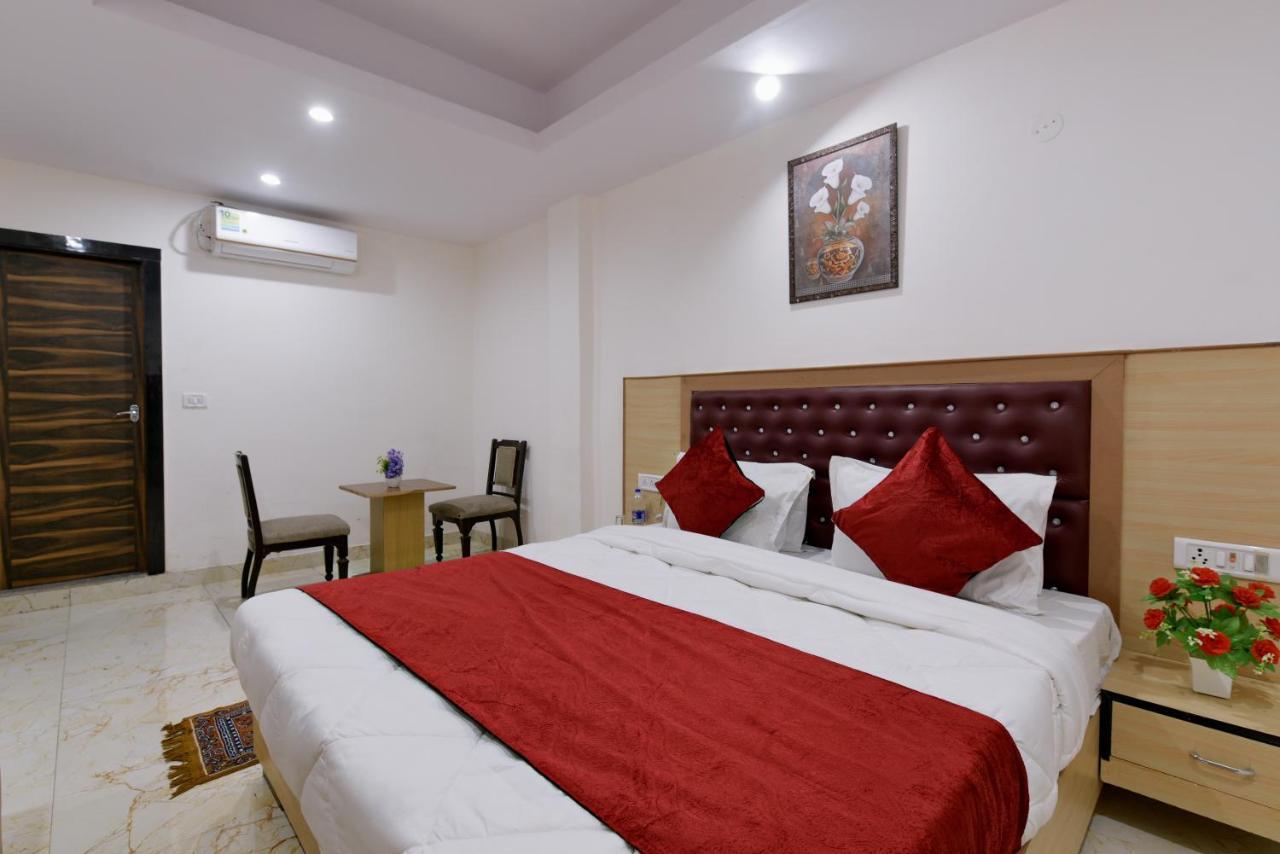 Hotel Hari International - Noida Sector 11 Extérieur photo