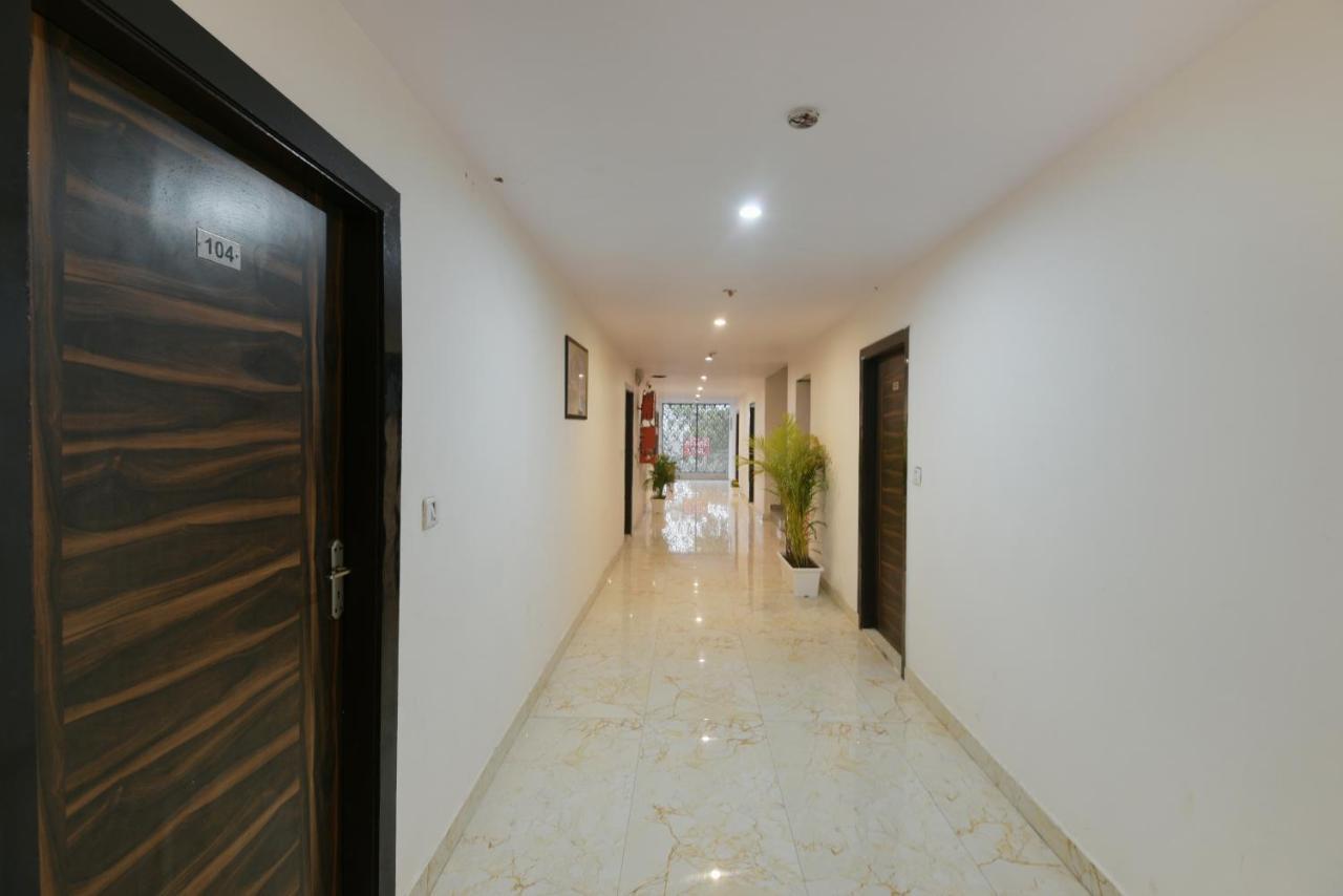 Hotel Hari International - Noida Sector 11 Extérieur photo