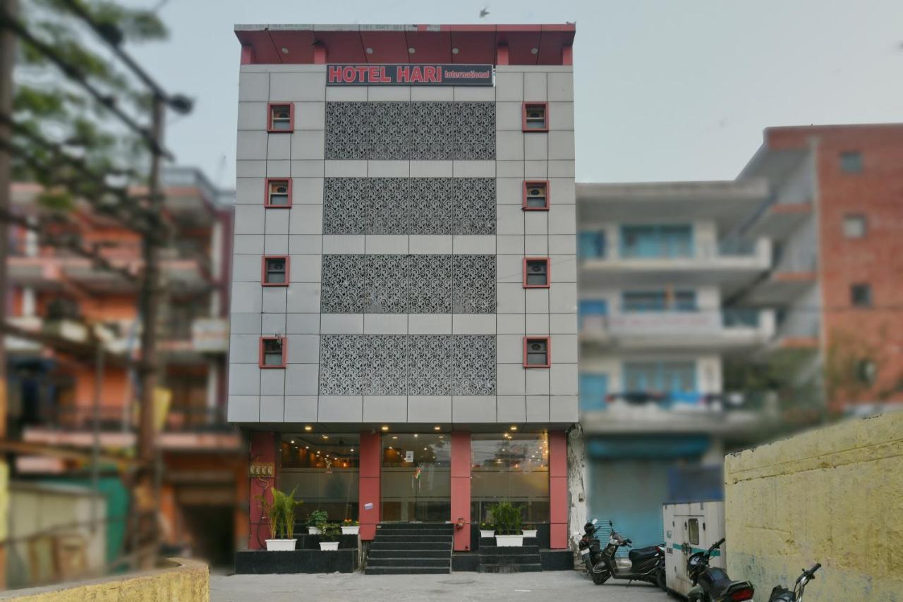 Hotel Hari International - Noida Sector 11 Extérieur photo